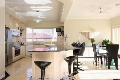 Property photo of 17 Lancelot Court Hillside VIC 3037