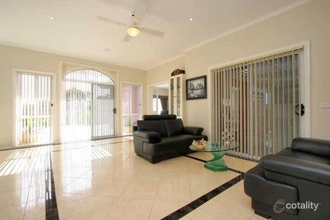 Property photo of 17 Lancelot Court Hillside VIC 3037