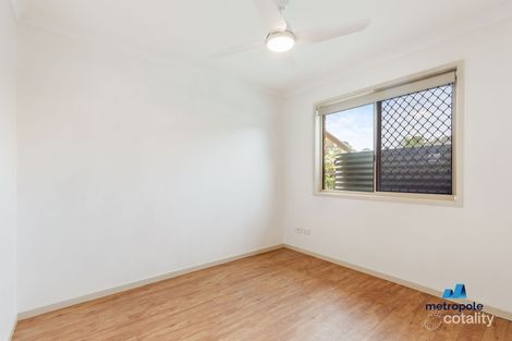 Property photo of 76 Cambridge Crescent Fitzgibbon QLD 4018