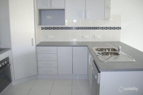 Property photo of 2/15 Cadell Crescent Rothwell QLD 4022