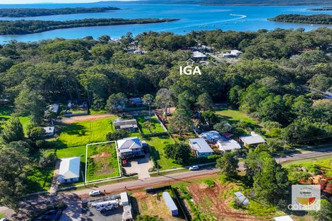 17 Robert St, Russell Island, QLD 4184