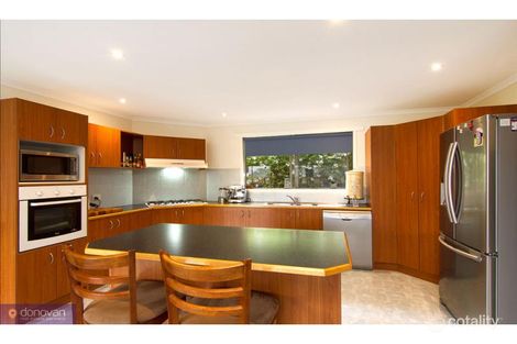 Property photo of 17 Postregna Way Skye VIC 3977