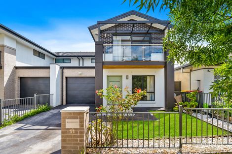 Property photo of 11 Satinwood Crescent Bonnyrigg NSW 2177