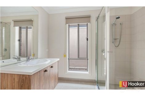 Property photo of 54 Lucknow Drive Beveridge VIC 3753