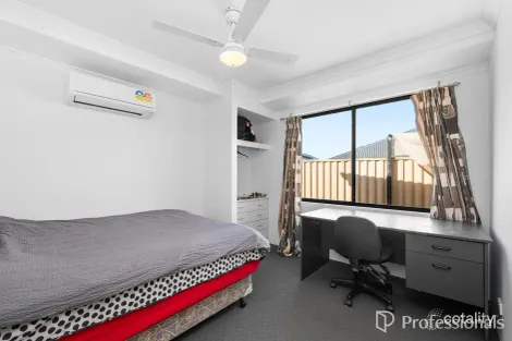 Property photo of 53 Pomera Drive Byford WA 6122