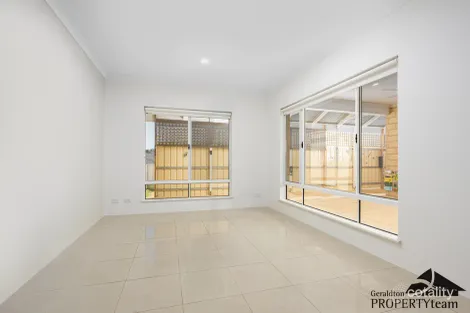 Property photo of 43 Reef Boulevard Drummond Cove WA 6532