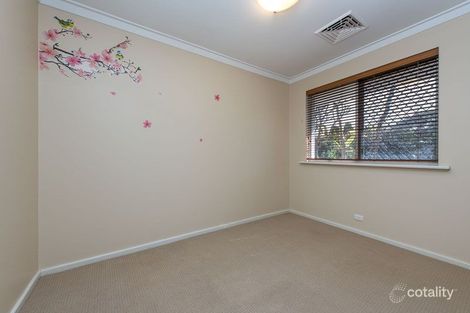 Property photo of 33 Redfin Crescent Beldon WA 6027