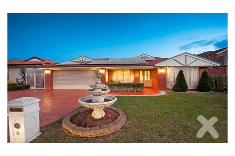 Property photo of 6 Charles Conder Place Berwick VIC 3806