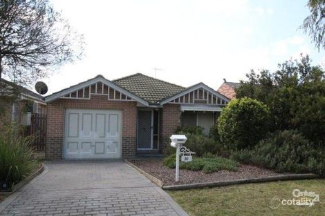 30 Lyndhurst Ct, Wattle Grove, NSW 2173