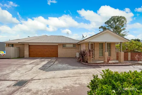 2/18 Fairview Pl, Cessnock, NSW 2325