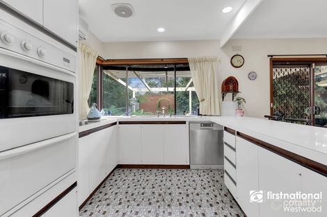 Property photo of 18 Wattamolla Avenue Werribee VIC 3030
