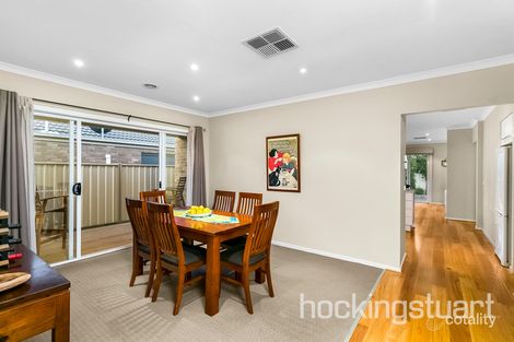 Property photo of 6 Fremantle Close Point Cook VIC 3030