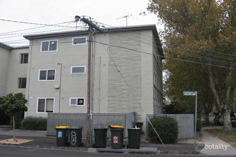 Property photo of 2/130 Mitford Street Elwood VIC 3184