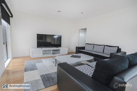 Property photo of 662 Grand Boulevard Mickleham VIC 3064