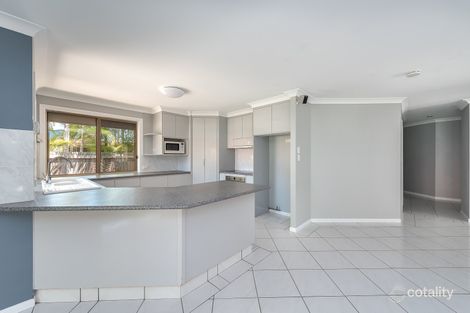 Property photo of 7 Corringle Close Helensvale QLD 4212