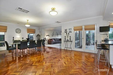 Property photo of 3 Cypress Court Hillside VIC 3037