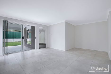 Property photo of 1/55 Wright Crescent Flinders View QLD 4305