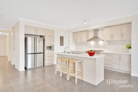 Property photo of 17 Toddington Avenue Williams Landing VIC 3027