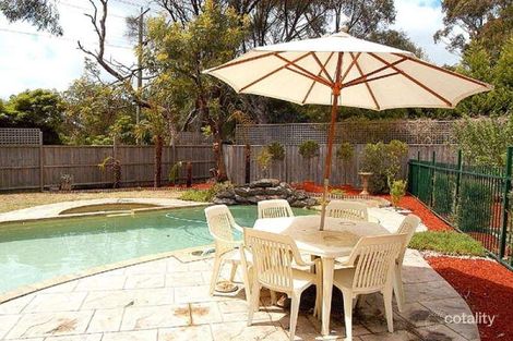 Property photo of 1 St Mirins Close Frankston South VIC 3199