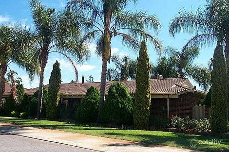 Property photo of 49 Regal Drive Thornlie WA 6108