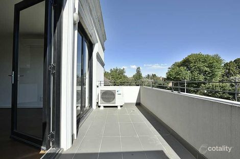 Property photo of 11/646 Toorak Road Toorak VIC 3142