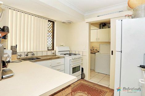 Property photo of 54 Woodward Circle Marangaroo WA 6064