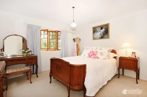 Property photo of 8 Gramere Avenue Ashgrove QLD 4060