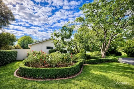 Property photo of 7 Heales Place Curtin ACT 2605