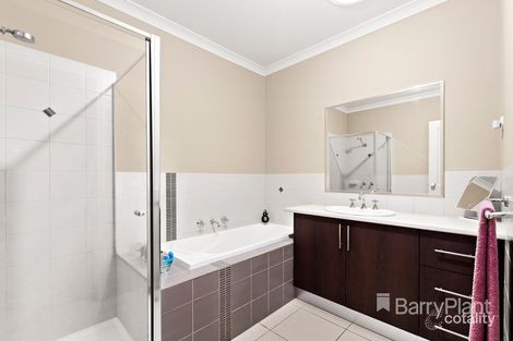 Property photo of 26 Embling Avenue South Morang VIC 3752