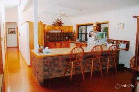 Property photo of 10 Forum Close Mooroobool QLD 4870