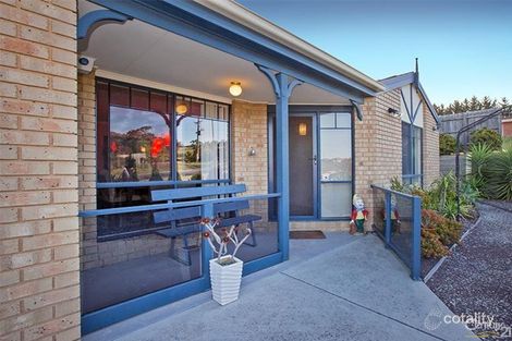 Property photo of 2 Natanya Drive Pakenham VIC 3810