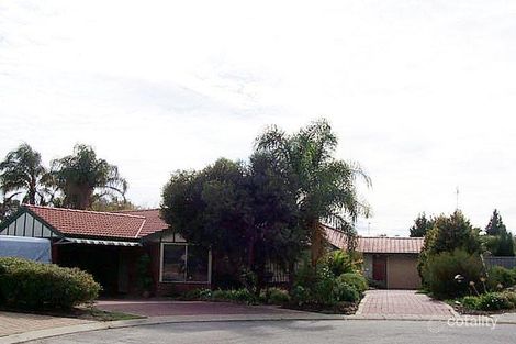 18 Blanche Pl, Ballajura, WA 6066