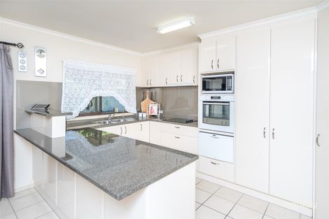 Property photo of 1 Zhoe Court Mildura VIC 3500