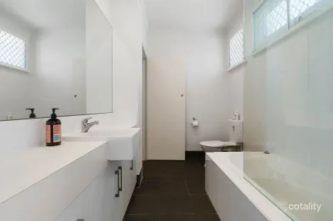 Property photo of 3/11 Clinton Street Brighton East VIC 3187