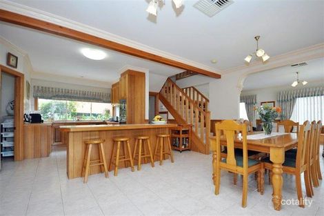 Property photo of 2 Welsh Court Roxburgh Park VIC 3064