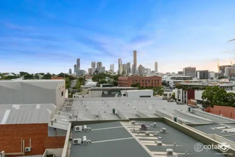 Property photo of 601/8 Skyring Terrace Teneriffe QLD 4005