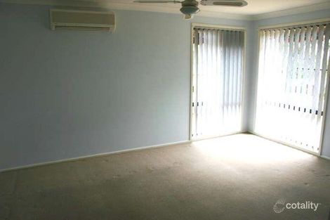 Property photo of 8 Charmian Place Rosemeadow NSW 2560