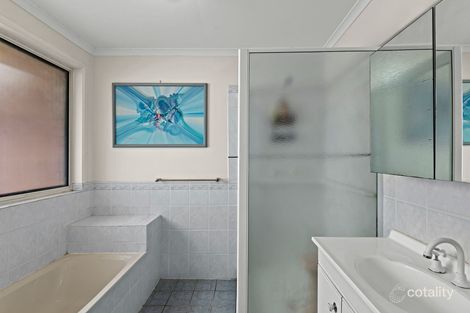 Property photo of 27 Intrepid Street Jamboree Heights QLD 4074
