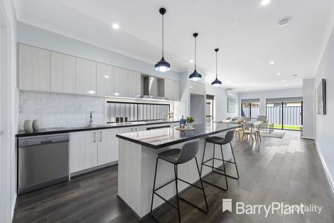 106 Oldbridge Bvd, Weir Views, VIC 3338