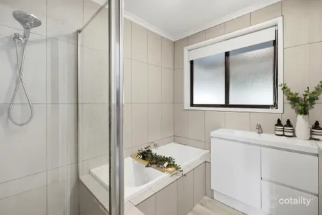 Property photo of 31 Napoleon Street Greendale VIC 3341