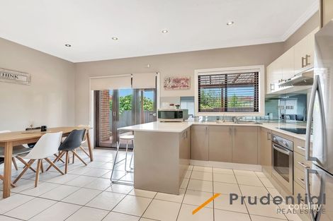 Property photo of 3/22-24 Chrysanthemum Avenue Lurnea NSW 2170