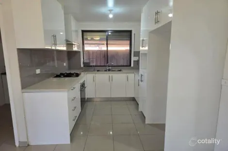 Property photo of 6 Barrington Street Bossley Park NSW 2176