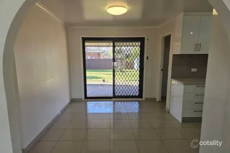 Property photo of 6 Barrington Street Bossley Park NSW 2176