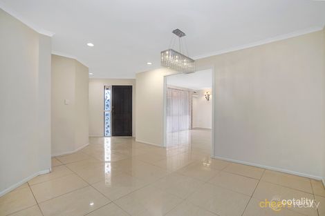 Property photo of 2 Akora Street Macgregor QLD 4109