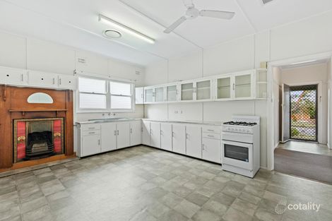 Property photo of 11 Second Avenue Rutherford NSW 2320