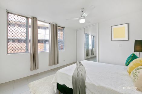 Property photo of 2/50 Hampstead Road Highgate Hill QLD 4101