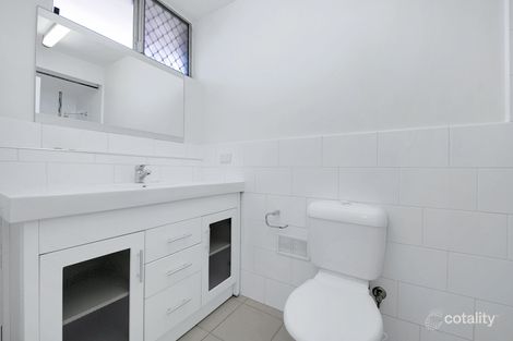 Property photo of 2/50 Hampstead Road Highgate Hill QLD 4101