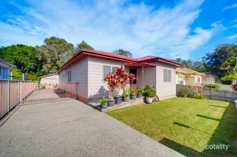16 Middle St, Forster, NSW 2428