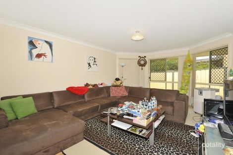 Property photo of 13 Selkirk Close Oxley QLD 4075