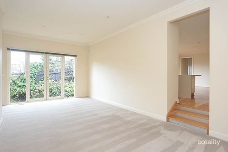 Property photo of 2/17 Talbot Crescent Kooyong VIC 3144